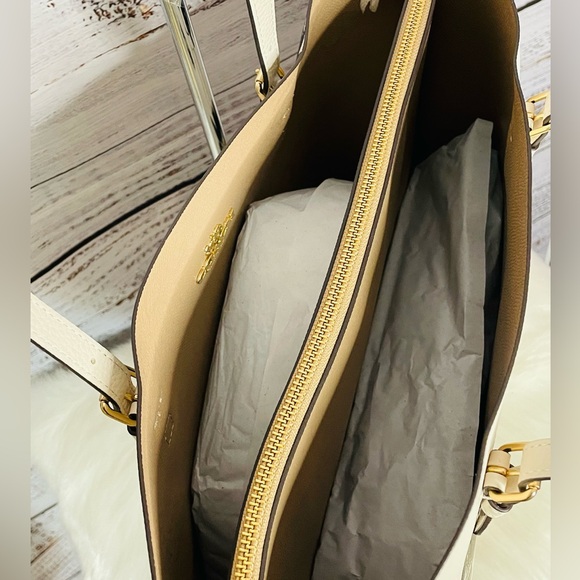 New with Tag Mollie Tote Bag With Floral Print and Matching wallet - Picture 11 of 16